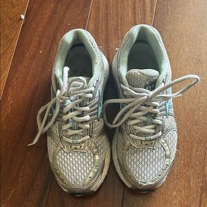Brooks Ariel Running Shoes -Size 7 -Gray and Teal